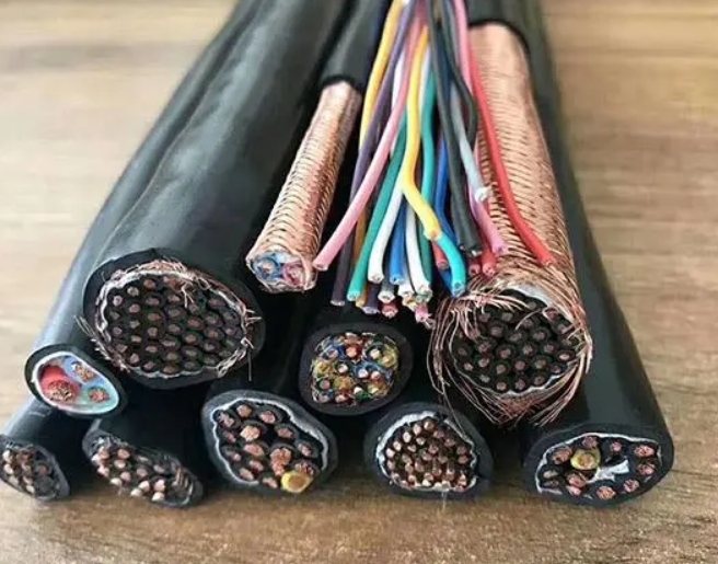 家用电线越粗越好是一种常见的误解.jpg